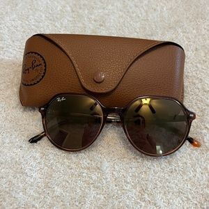 Ray-Ban RB2195 Thalia Sunglasses 53in